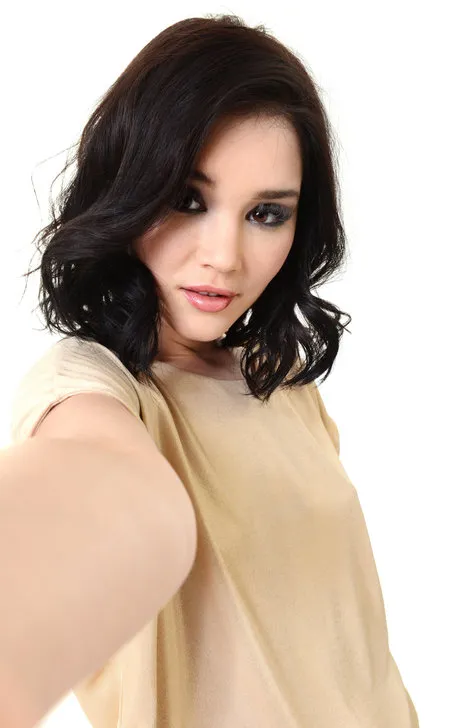 Berna Esenyurt Escort Profil Resmi Berna - Esenyurt VIP Escort Bayan Modeli - Gerçek Fotoğraflı İlan