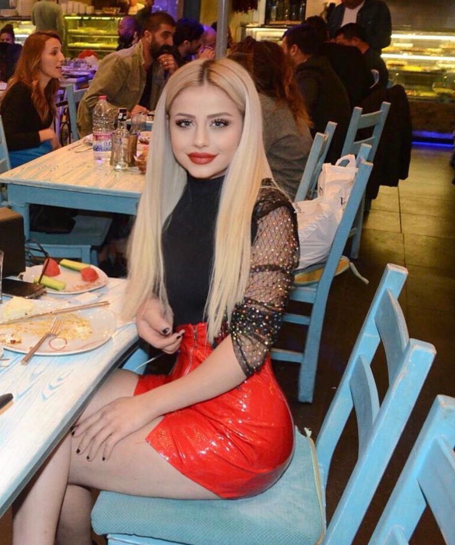 Ela Esenyurt Escort Profil Resmi Ela - Esenyurt VIP Escort Bayan Modeli - Gerçek Fotoğraflı İlan